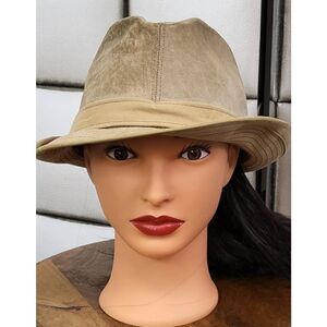 Dobbs suede hat  
